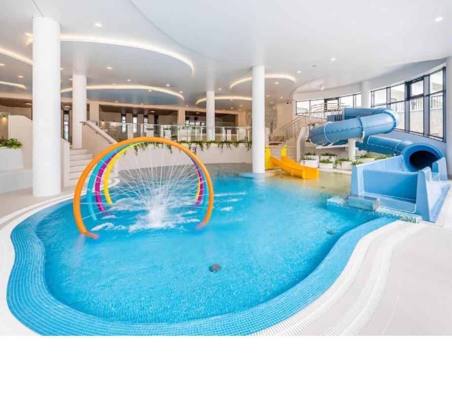 Kolobrzeg Apartamenty Polanki Aqua Z Bezplatnym Basenem, Bawialnia, Parkingiem I Fitness Exterior foto